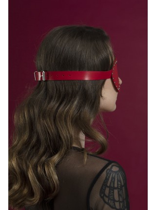 Красная кожаная маска на глаза с заклепками Feral Feelings - Blindfold Mask