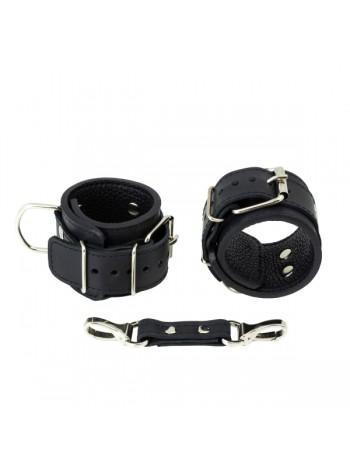 Premium handcuffs from genuine leather LOVECRAFT in gift wrapping