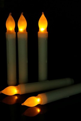 Светодиодная свеча для романтического настроения