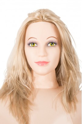 Полноразмерная кукла Camilla Shy