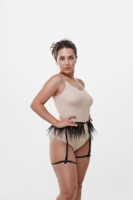 Гартер-пояс с перьями Balconette