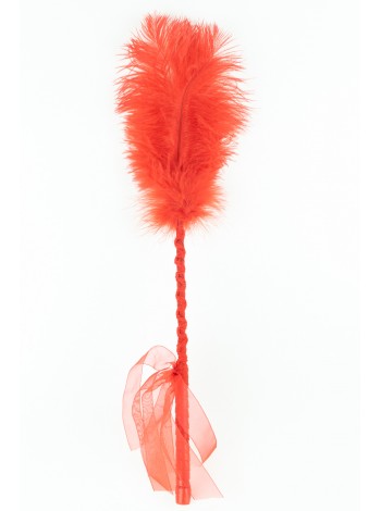 Щекоталка из страусиного пера красного цвета