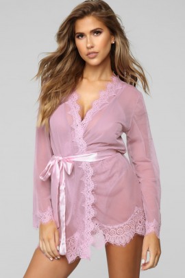 Рожевий напівпрозорий халатик
