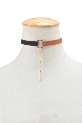 Choker on the neck, black with brown