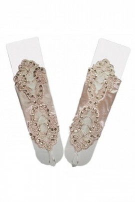 Бежевые свадебные перчатки