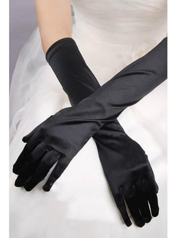 Длинные черные перчатки