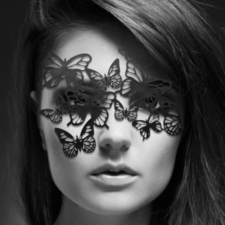 Маска на лицо Bijoux Indiscrets - Sybille Mask, виниловая, клеевое крепление, без завязок || Маска на обличчя Bijoux Indiscrets - Sybille Mask, вінілова, клейове кріплення, без зав'язок || Mask on face without tours, on adhesive straps Bijoux Indiscrets - Sybille Mask